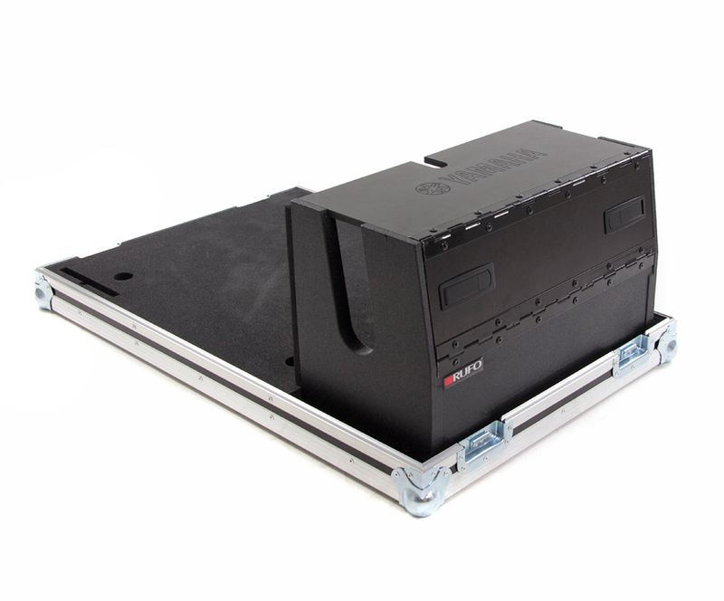  Yamaha QL1 m-Doghouse - Flightcase